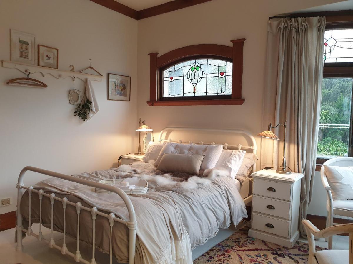 Cabins On Tudor Bed & Breakfast 摩图伊卡 外观 照片